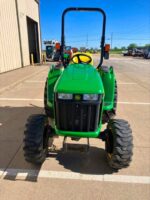 John Deere 3032E – Bild 3